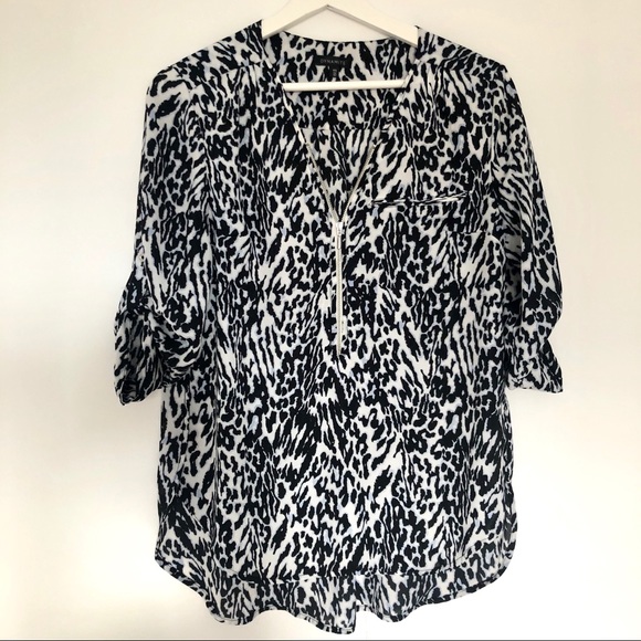 Dynamite Tops - Dynamite / Mid Zip Blouse